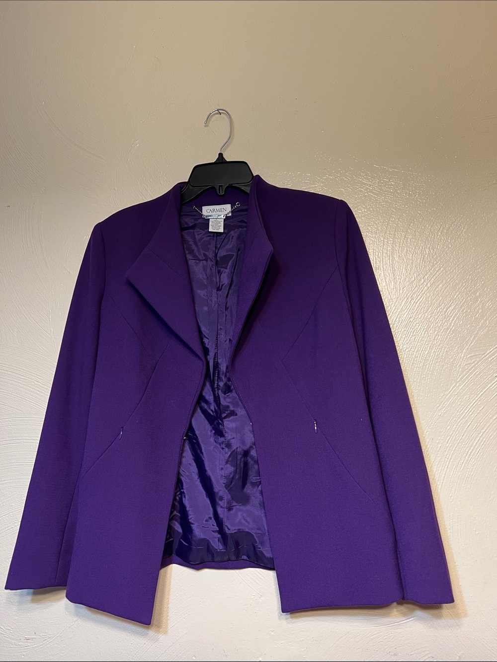 Carmen Marc valvo purple blazer small